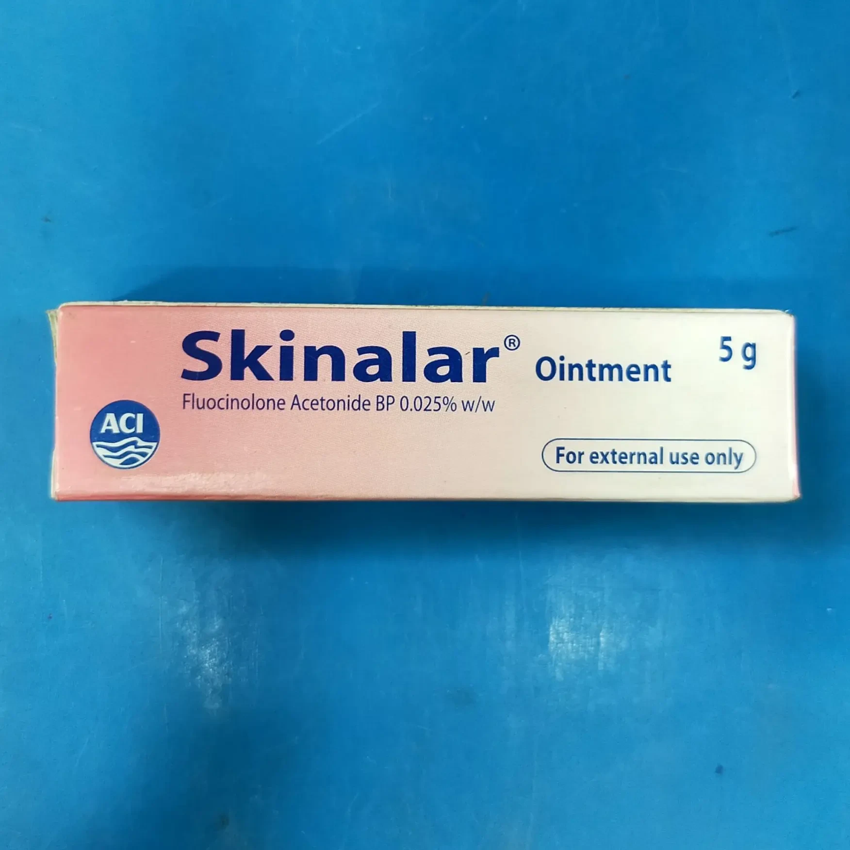 Pack Image: Skinalar 0.025% Ointment (5 gm tube)